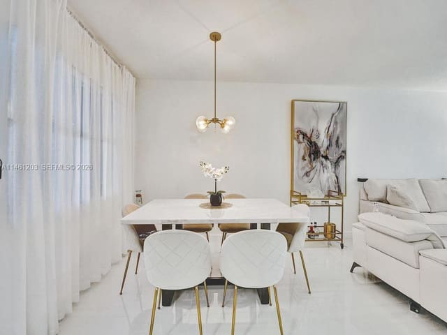 300 Golden Isles Drive 312, sold in Paradise Harbour Apts Co-, Hallandale Beach, FL
