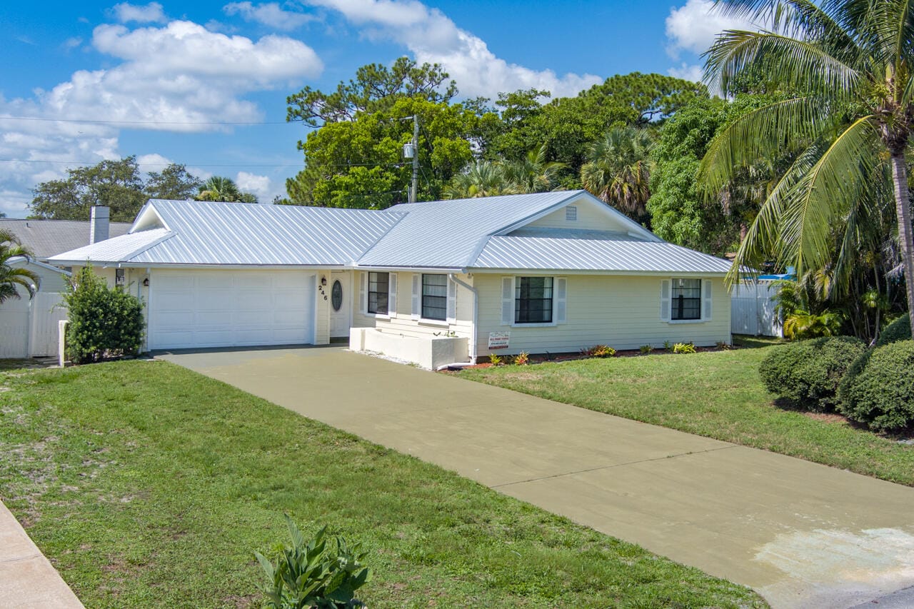 246 SE Ila Street, Stuart, FL 34994 photo 2