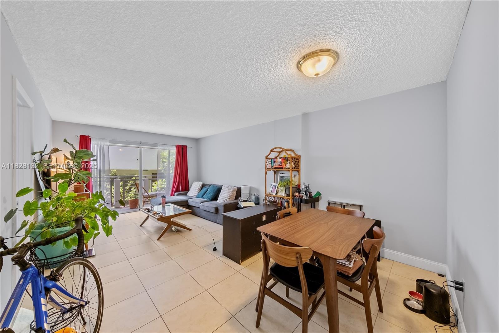716 Michigan Avenue 302, Miami Beach, FL 33139