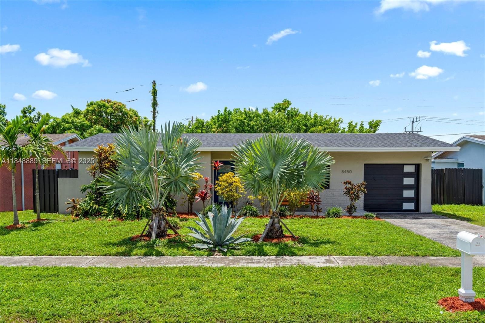 8450 NW 28th Street, Sunrise, FL 33322