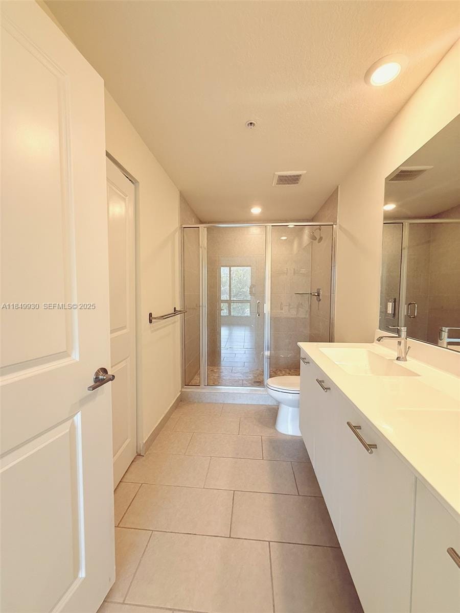 8001 NW 41st Street F-207 — photo 12