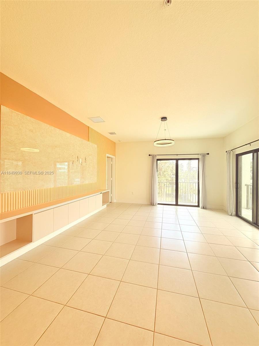 8001 NW 41st Street F-207 — photo 7