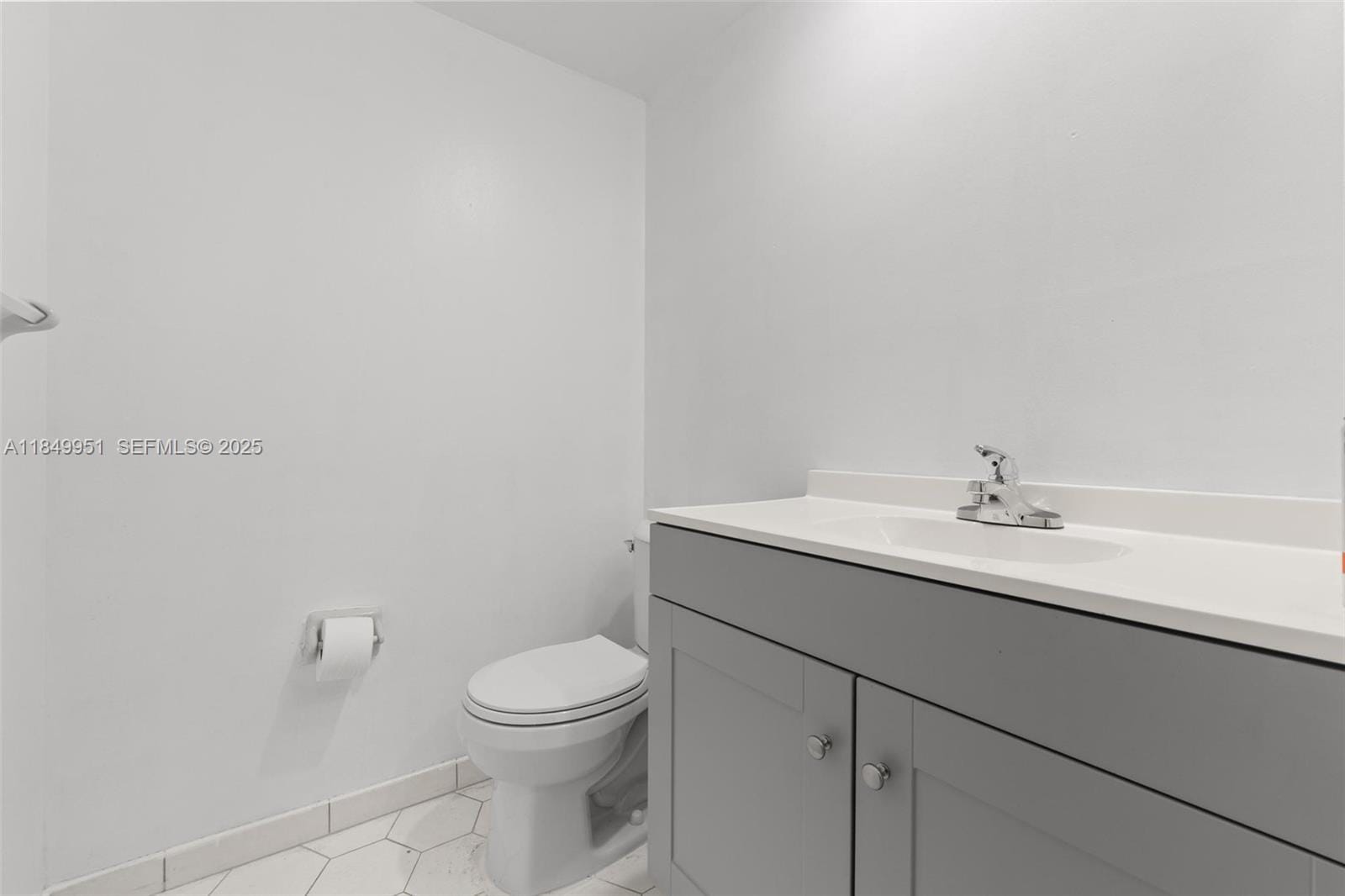 3970 Oaks Clubhouse Drive 104, Pompano Beach, FL 33069 photo 25