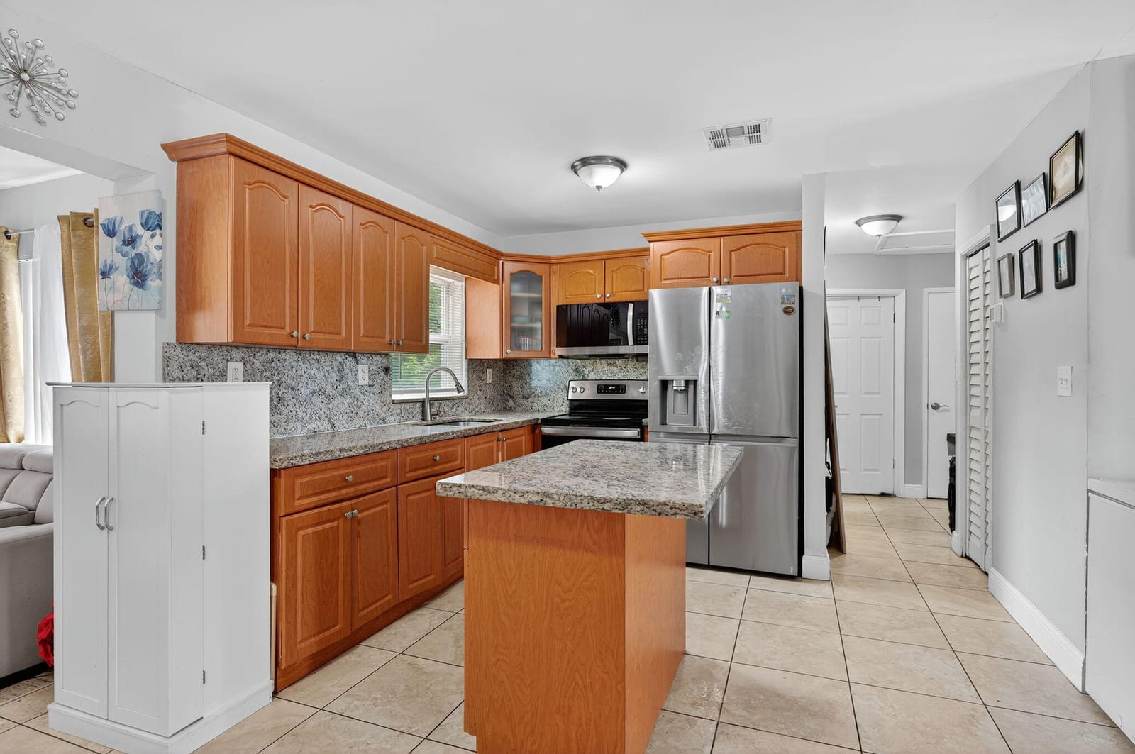 2341 NW 12th Court, Pompano Beach, FL 33069 photo 9