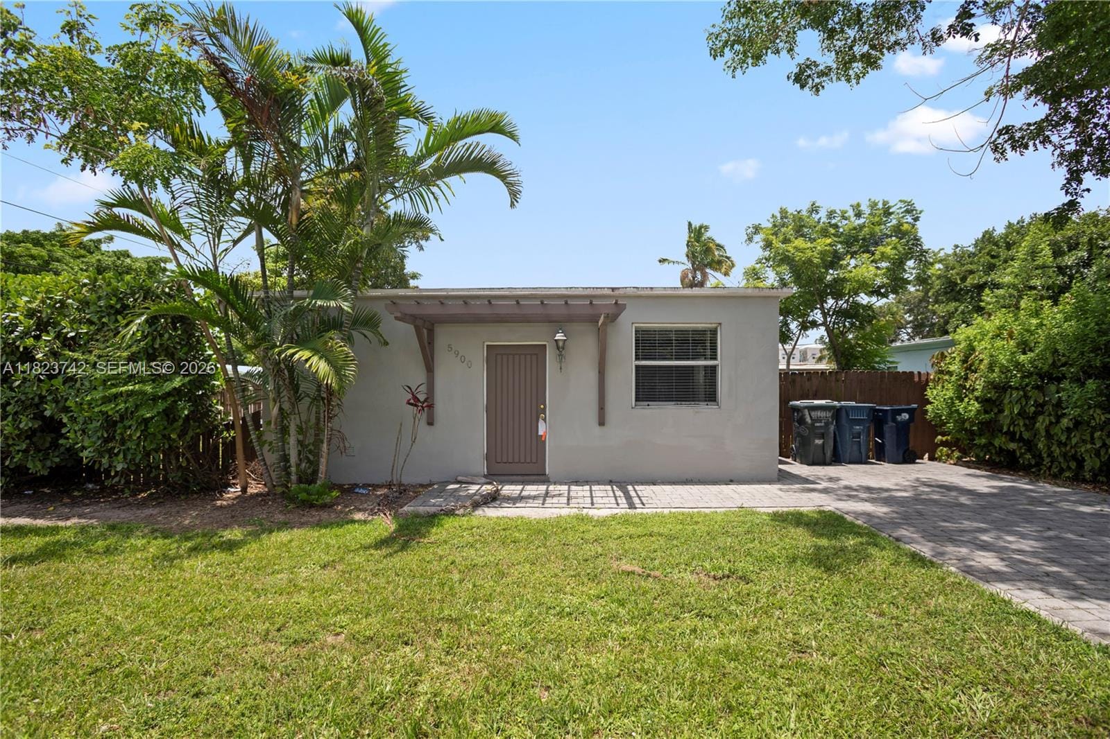 5900 SW 62nd Terrace, South Miami, FL 33143
