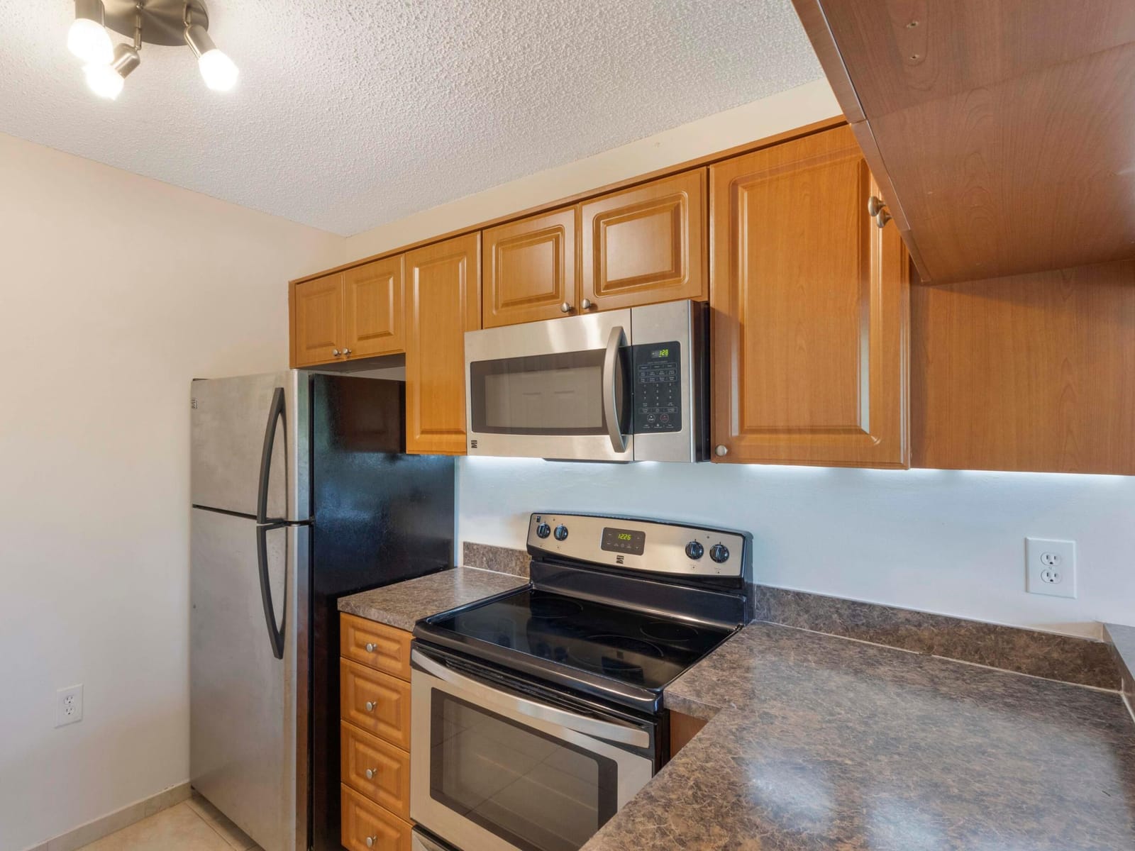 14103 Glenmoor Drive — photo 9