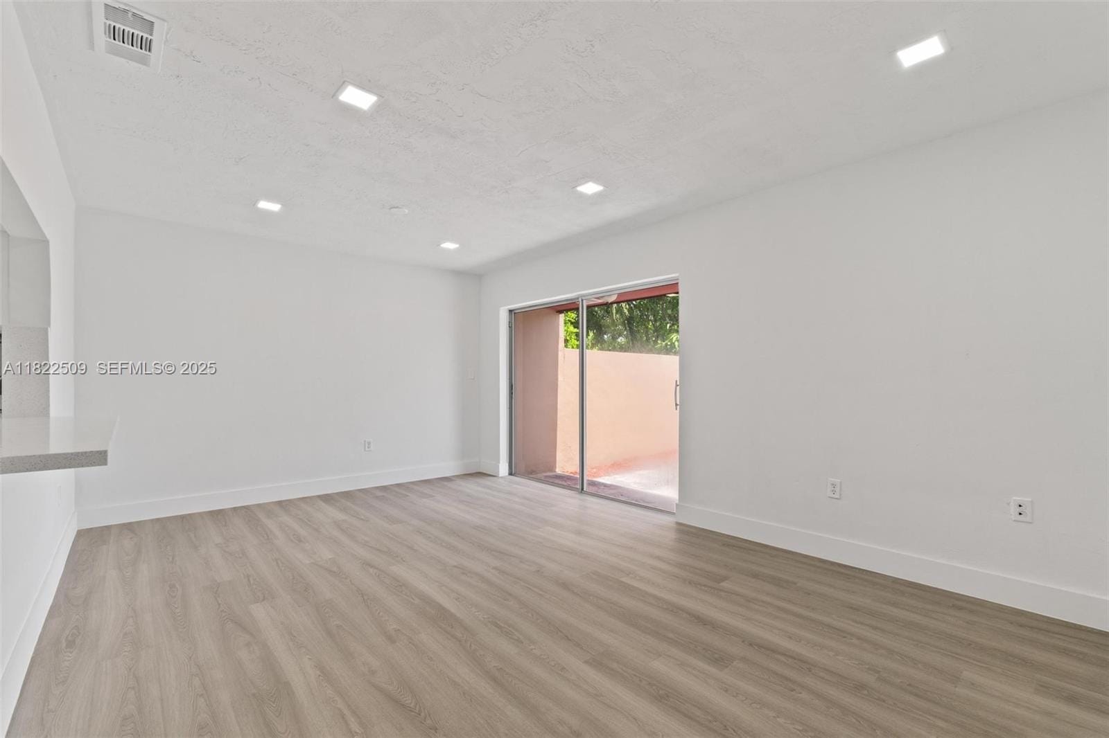 2778 NW 196th Street — photo 12
