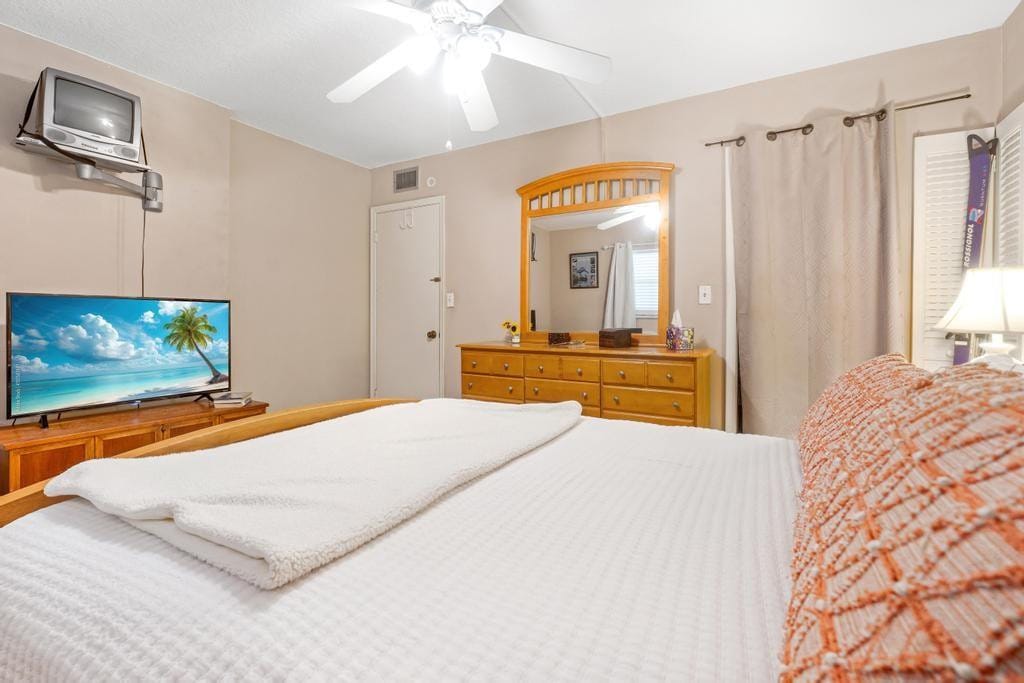 401 Briny Avenue 610, Pompano Beach, FL 33062 photo 22