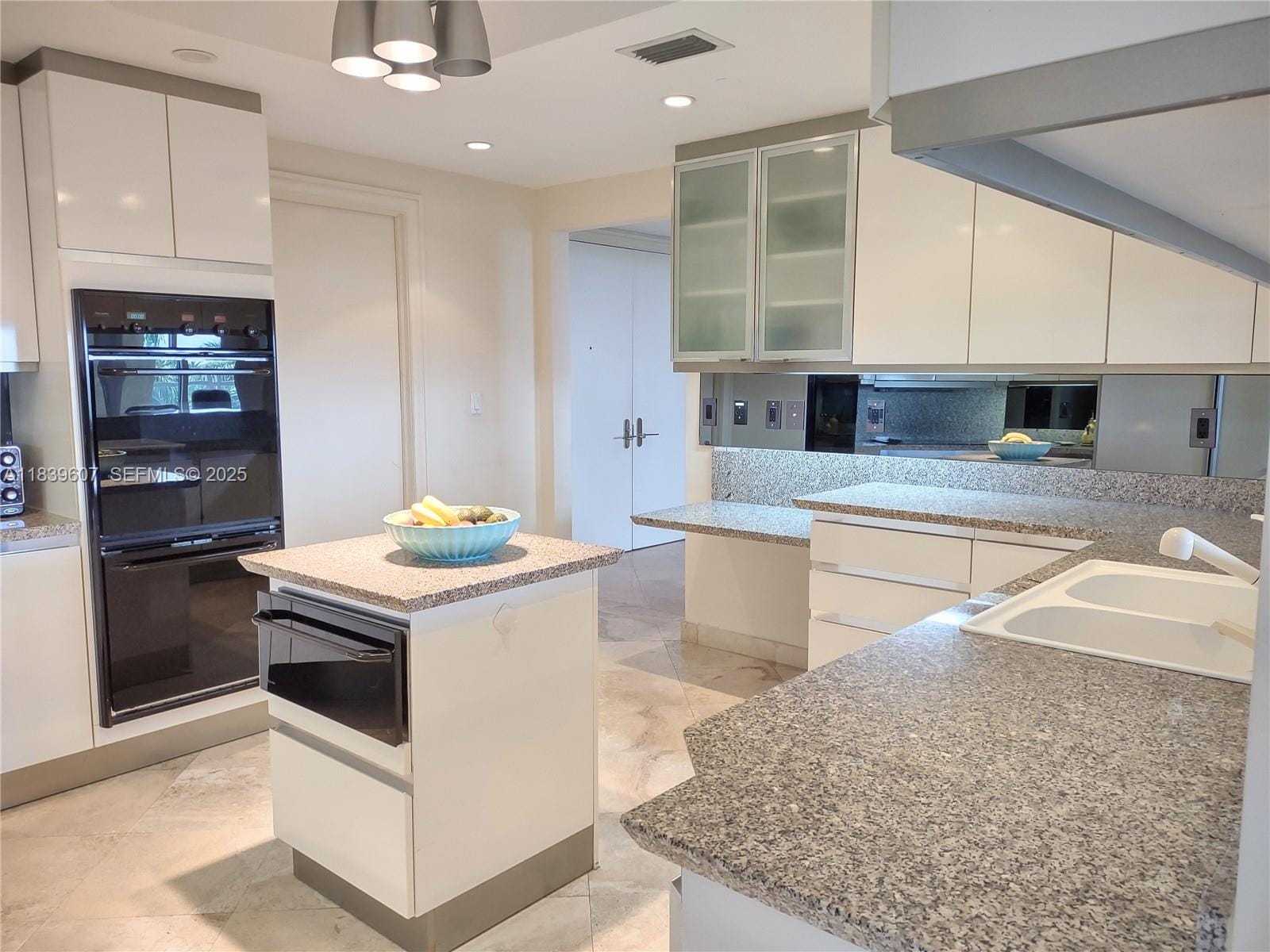445 Grand Bay Drive 601, Key Biscayne, FL 33149 photo 19