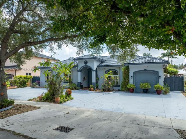 16523 NW 77th Path, sold in Primavera, Miami Lakes, FL