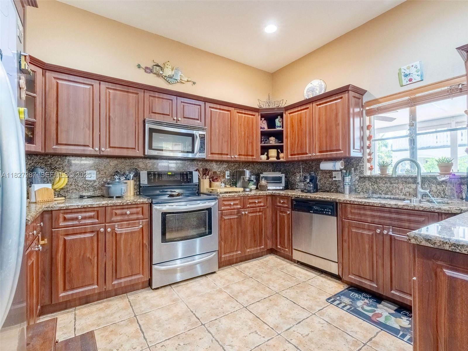16523 NW 77th Path, Miami Lakes, FL 33016 photo 18