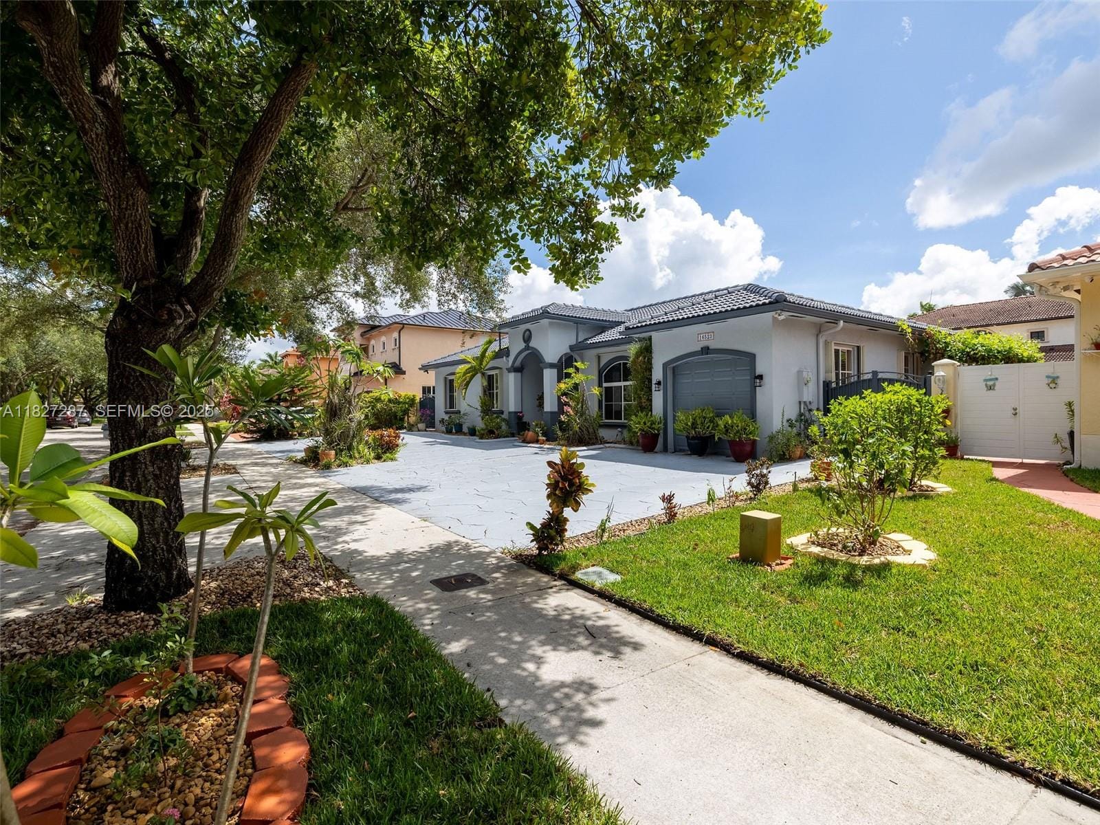 16523 NW 77th Path, Miami Lakes, FL 33016 photo 8