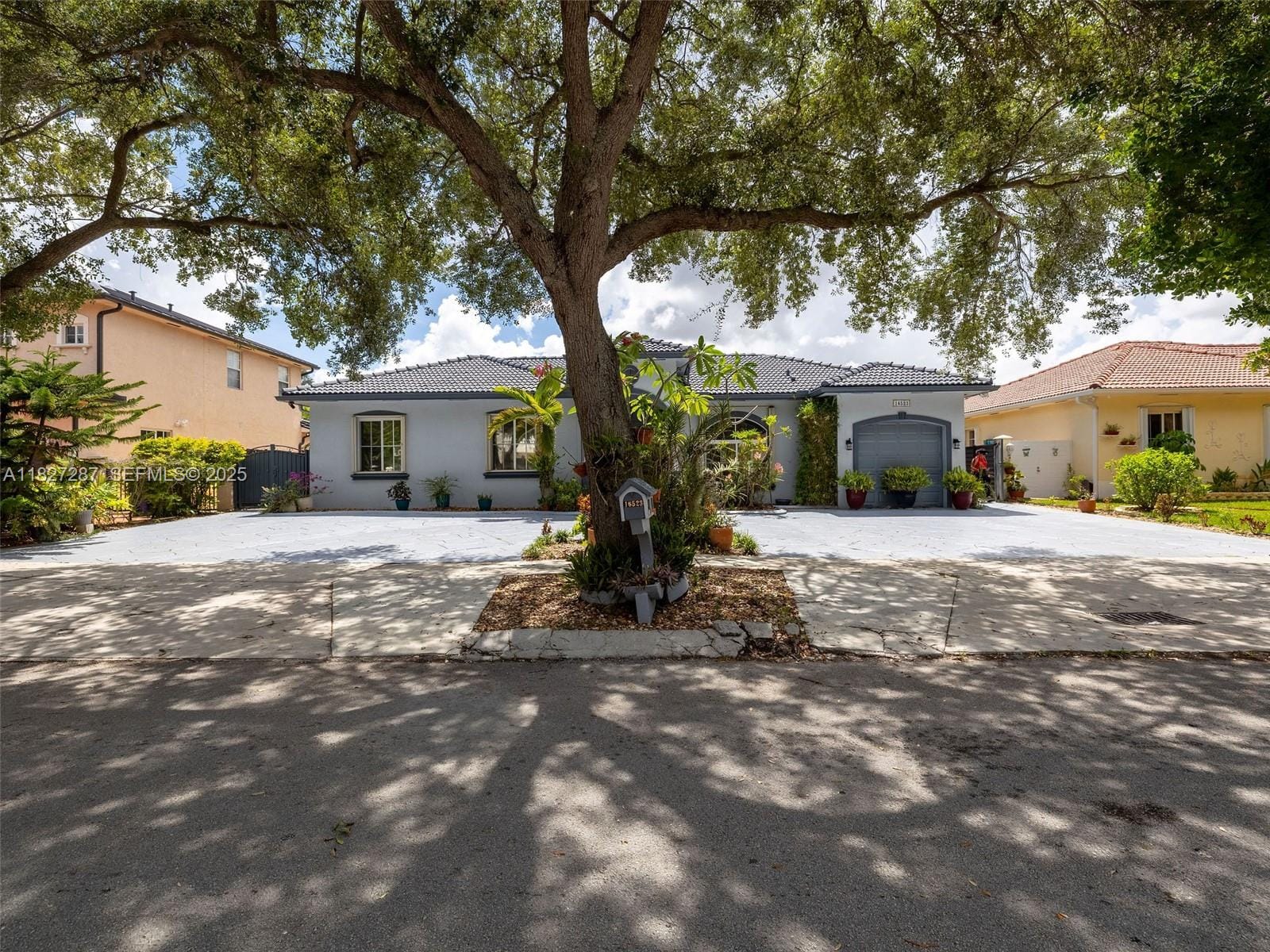16523 NW 77th Path, Miami Lakes, FL 33016 photo 9