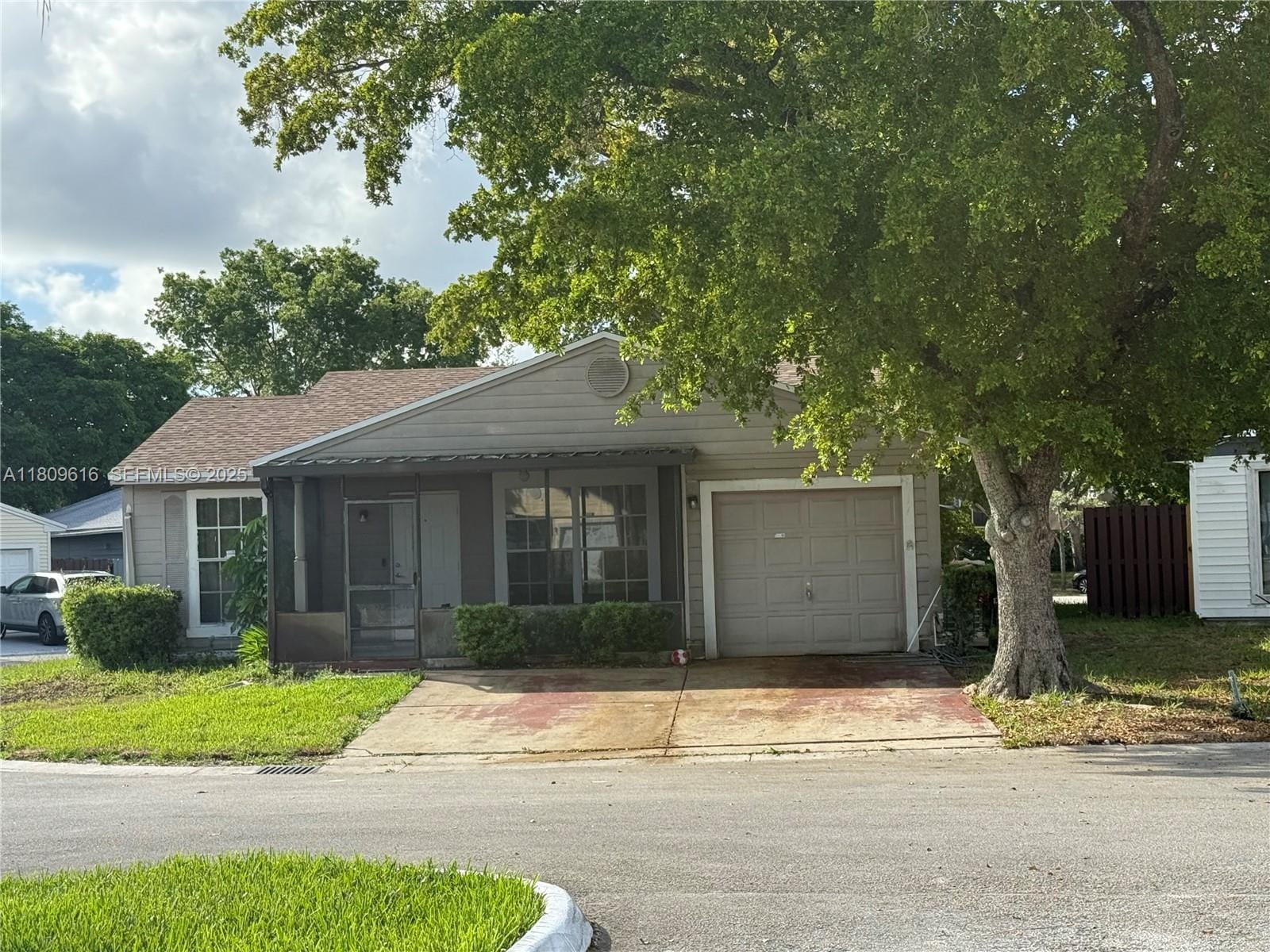 1792 SW 84th Avenue, Miramar, FL 33025