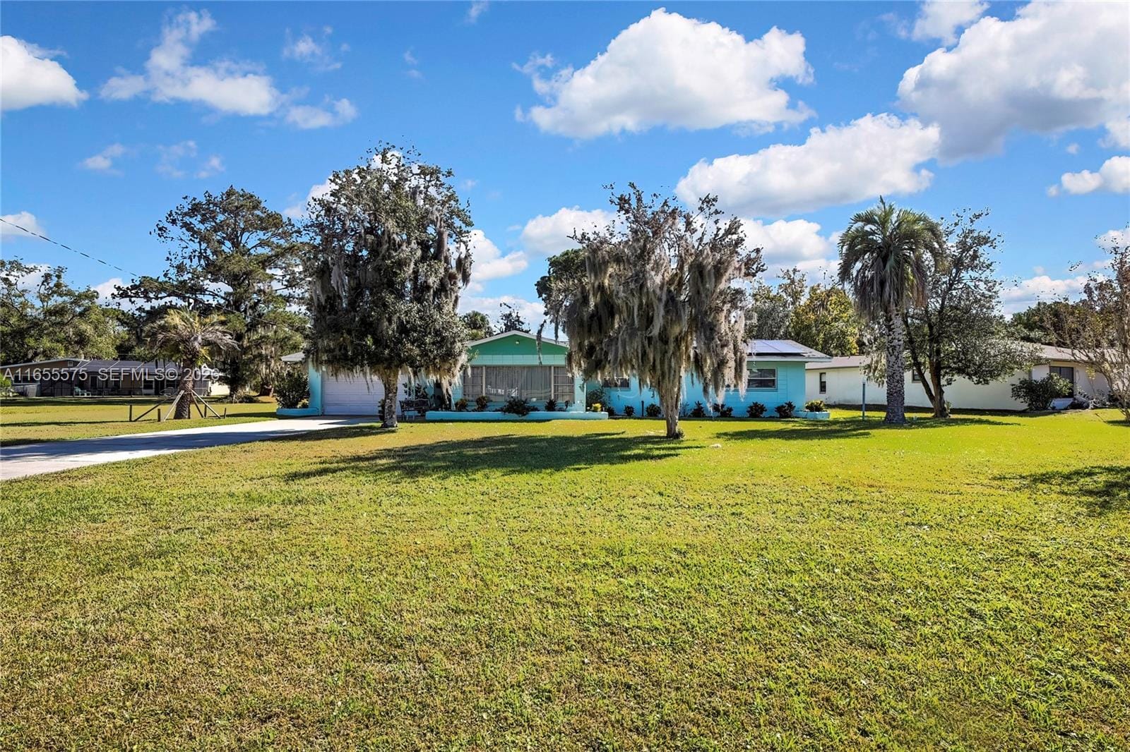 685 Afterglow Circle, FL 34429 photo 3