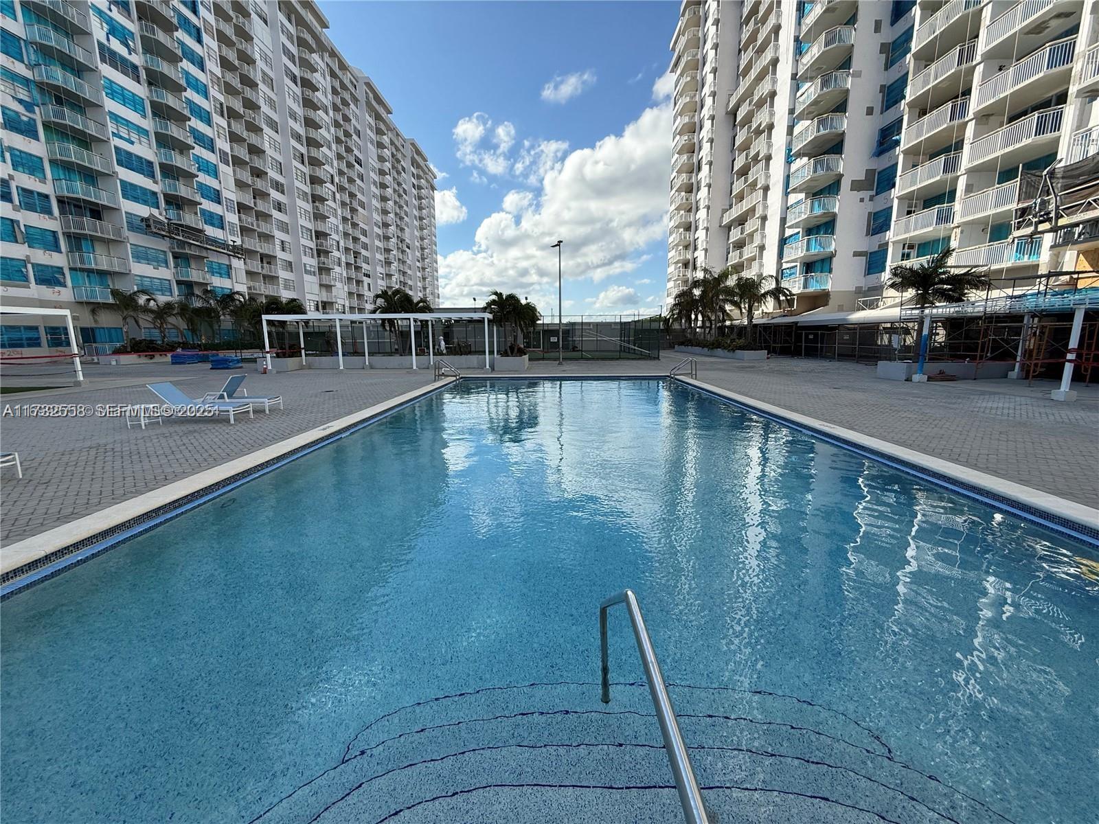 18031 Biscayne Boulevard PH03, Aventura, FL 33160, Aventura