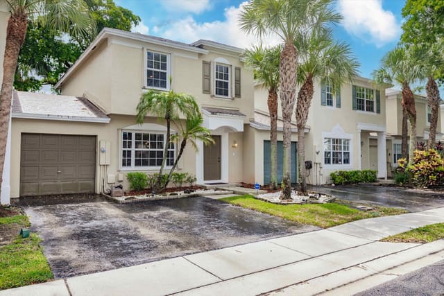 5900 S Golden Beauty Lane 5900, sold in Land Section 8, Tamarac, FL
