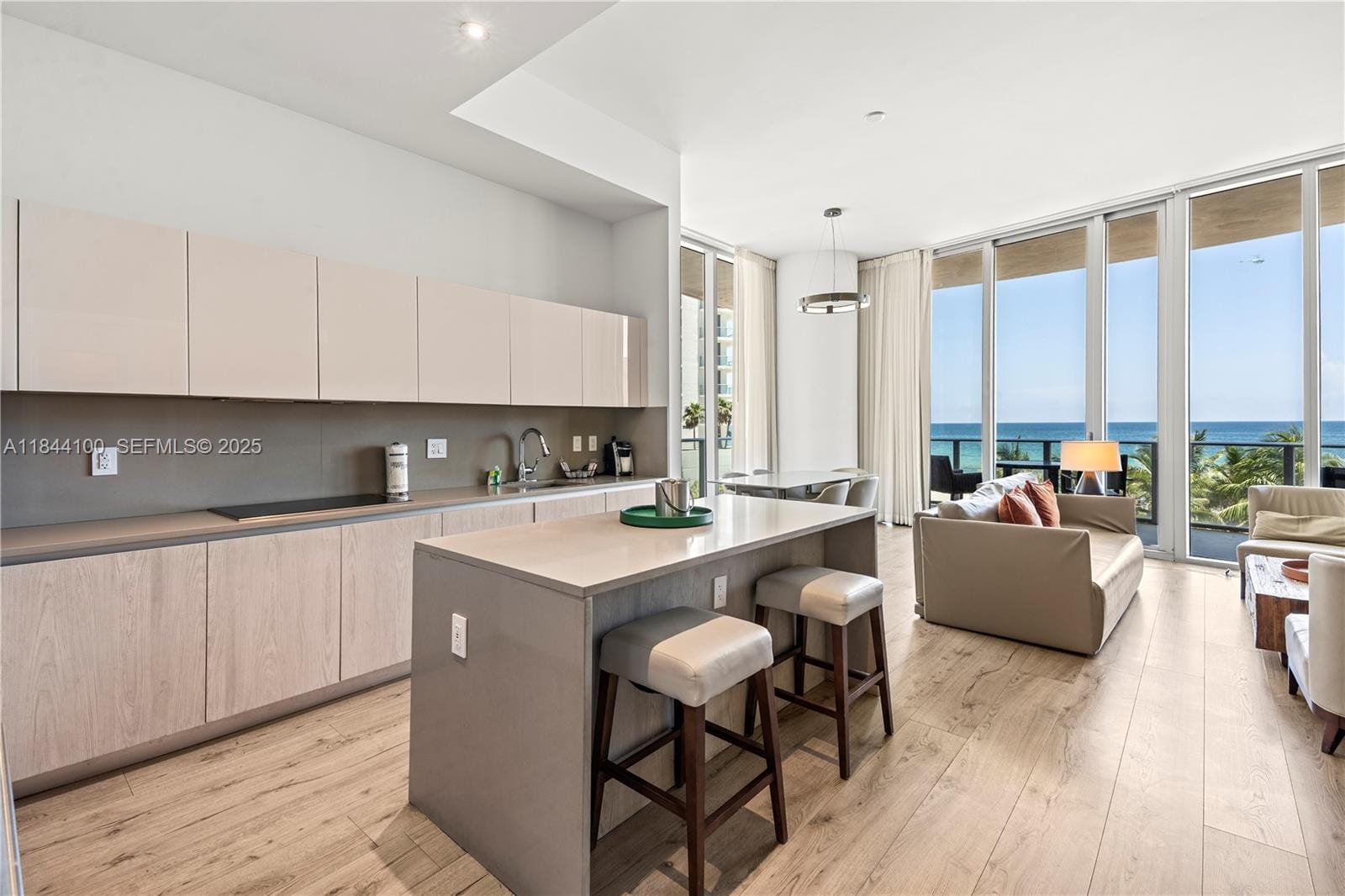 4111 S Ocean Drive 301 — photo 2