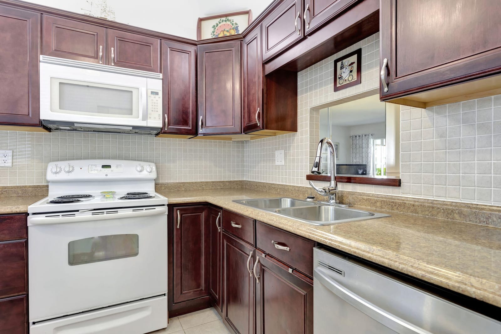 3505 NW 48th Avenue 416 — photo 5