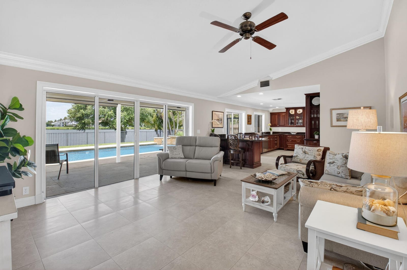 17401 Spring Tree Lane, Boca Raton, FL 33487 photo 13