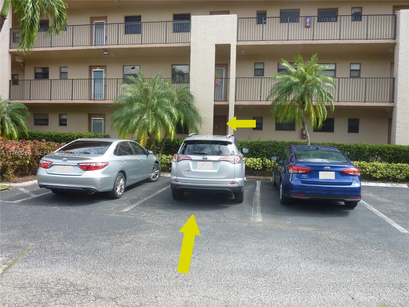 10123 Sunrise Lakes Boulevard 104, Sunrise, FL 33322