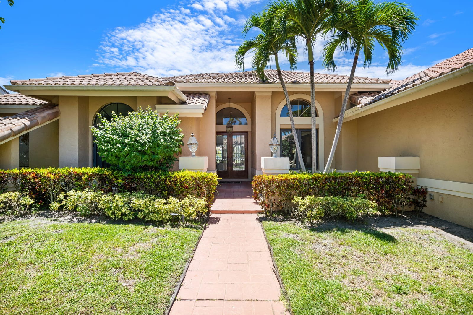 4885 Regency Court, Boca Raton, FL 33434 photo 2