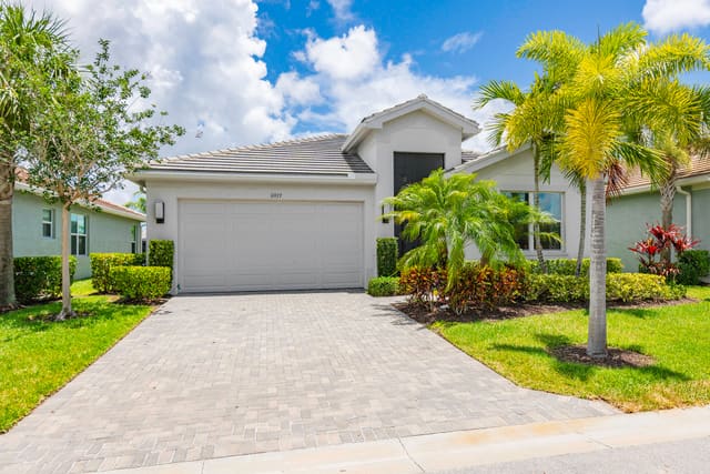 11977 SW Jasper Lake Way, Port St. Lucie, FL 34987