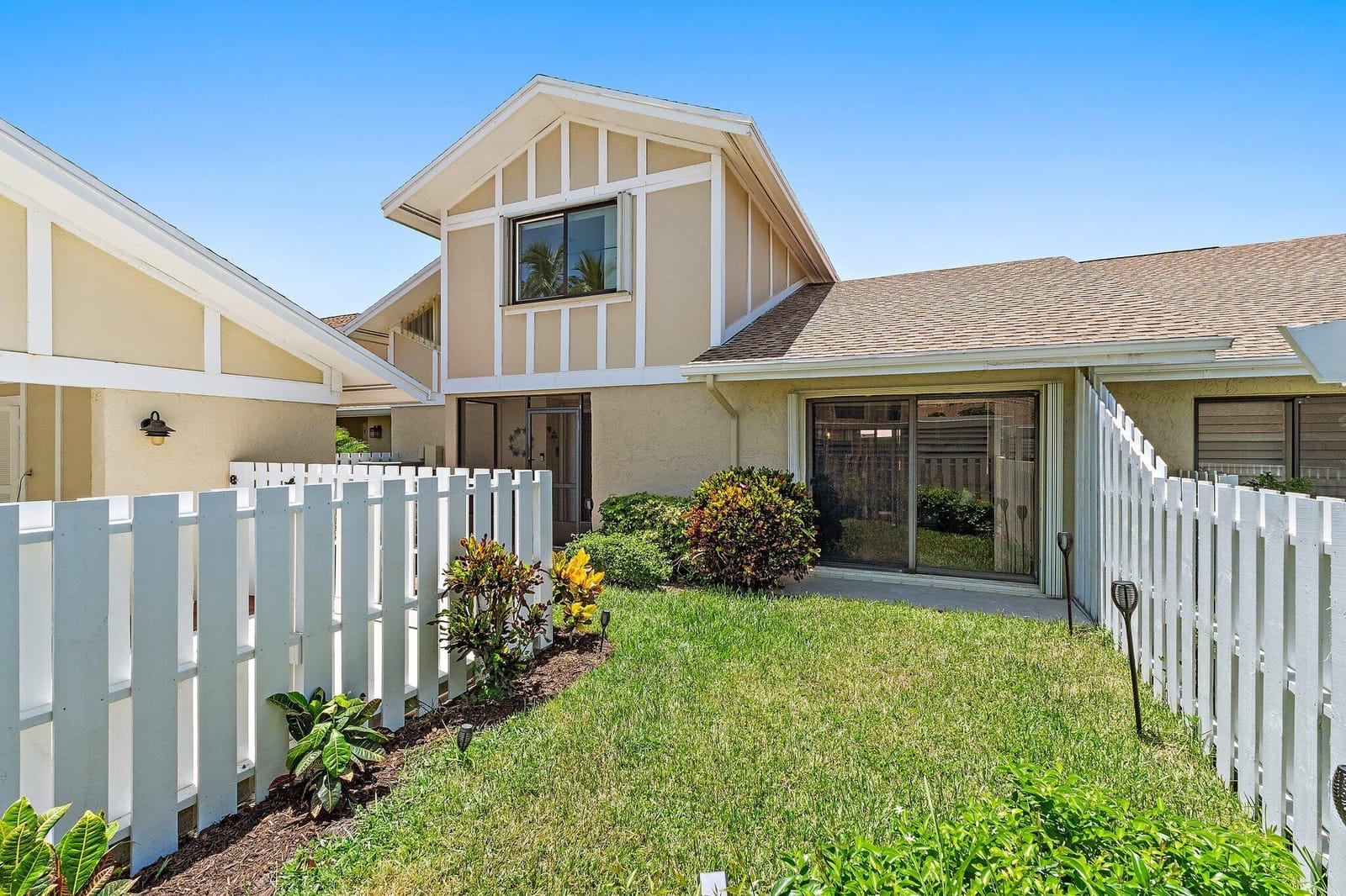 17205 Hilliard Terrace, Jupiter, FL 33477 photo 9