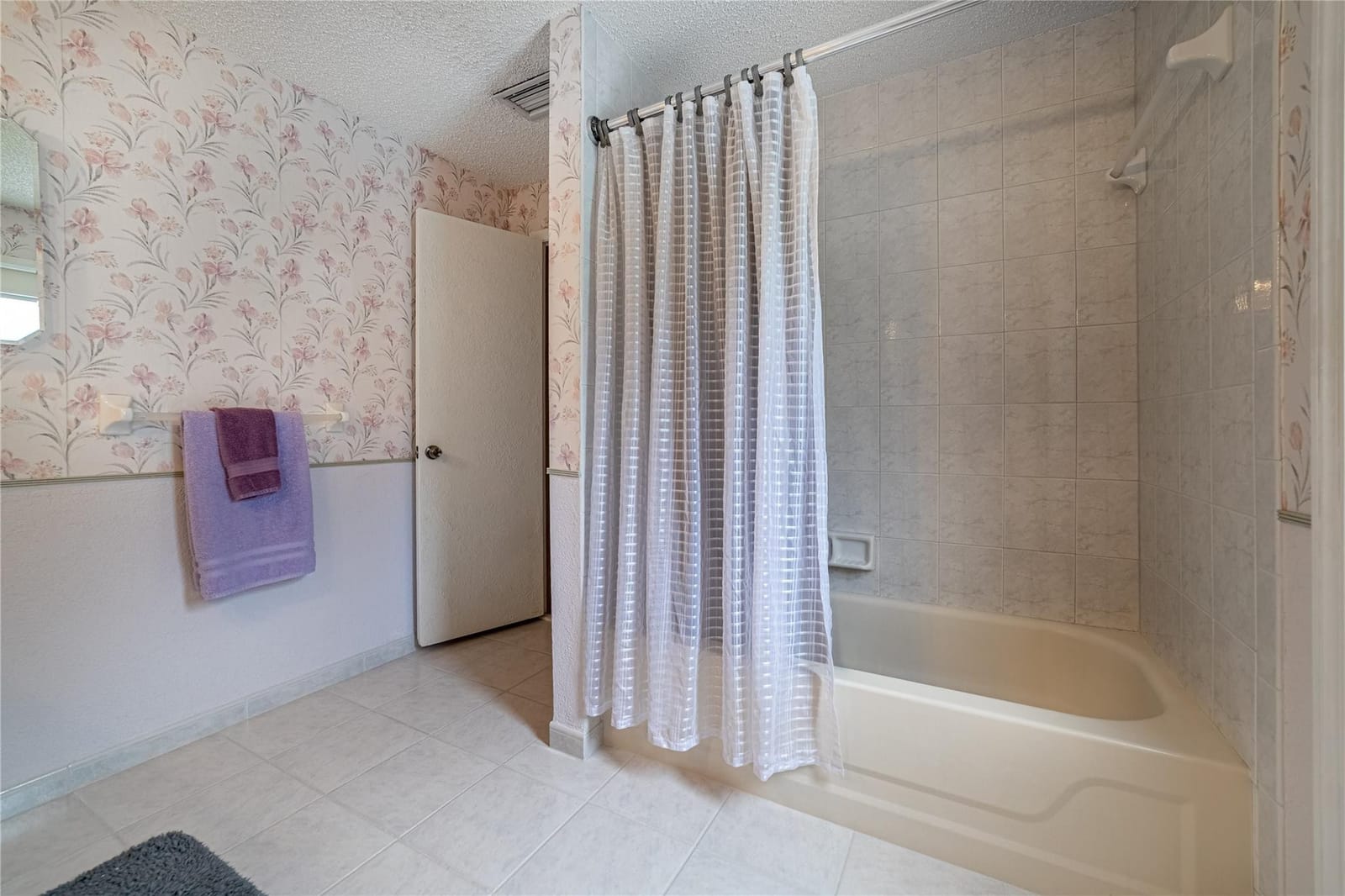 8277 NW 3rd Place, Coral Springs, FL 33071 photo 7