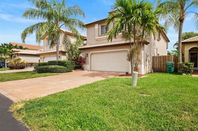 11341 NW 52nd Lane, sold in Doral Landings East, Doral, FL