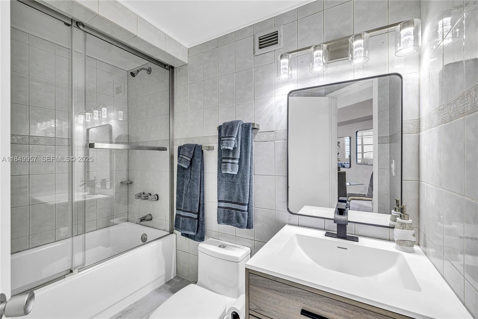 801 Brickell Bay Drive 970, Miami, FL 33131 photo 11