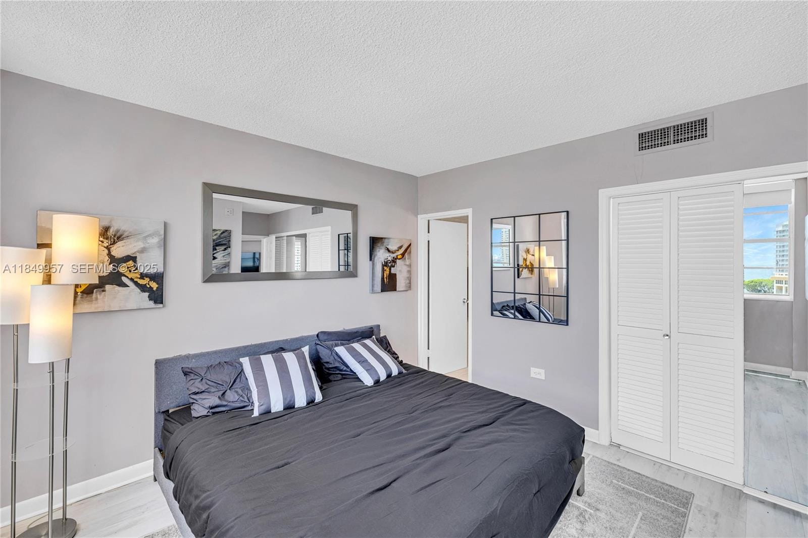 801 Brickell Bay Drive 970, Miami, FL 33131 photo 16