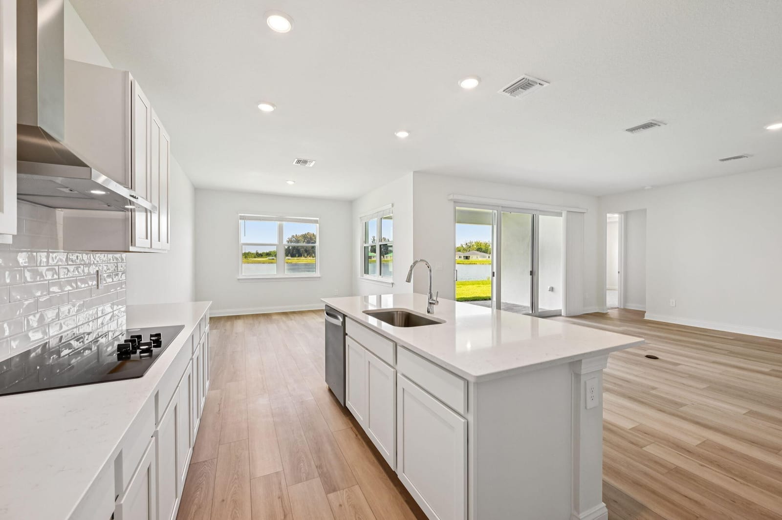 5756 Hampton Park Circle — photo 11