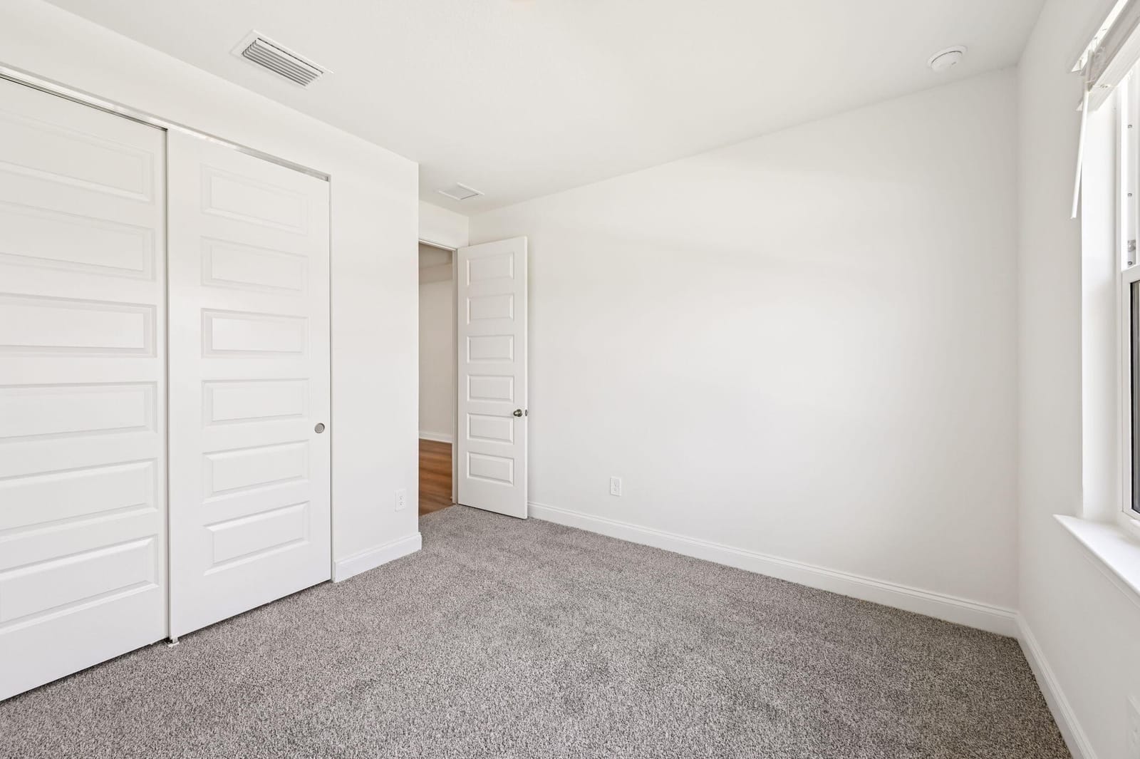 5756 Hampton Park Circle, Vero Beach, FL 32966 photo 13