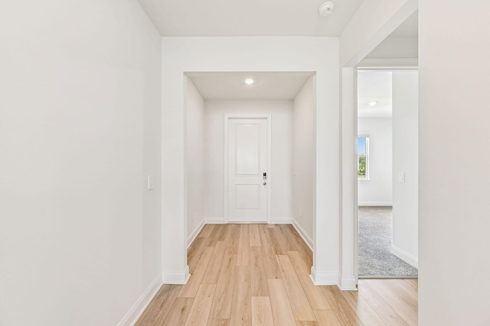 5756 Hampton Park Circle — photo 3