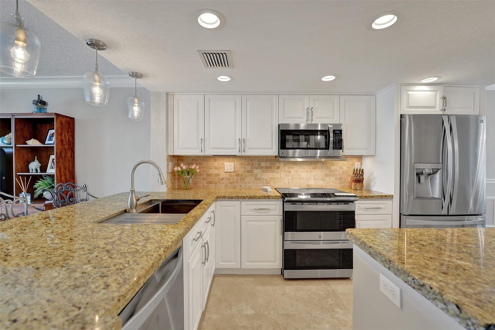 1100 SE 5th Court 77, Pompano Beach, FL 33060 photo 17