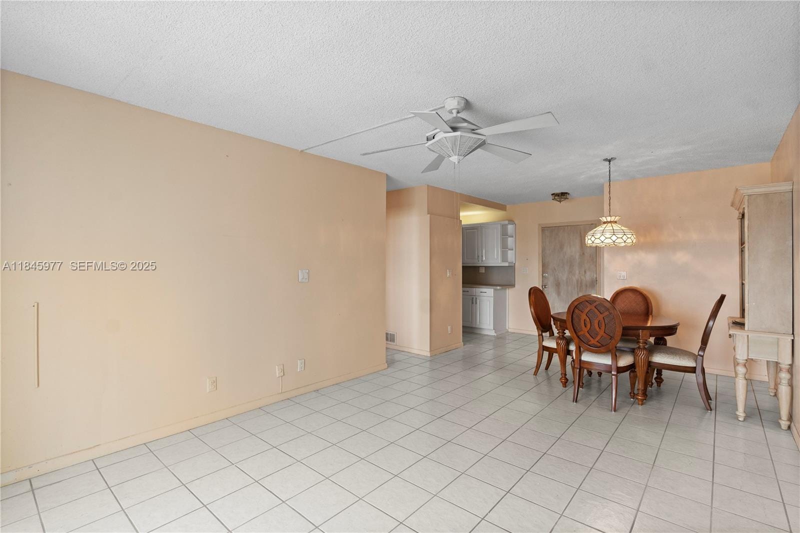 200 S Birch Road 1212 — photo 7