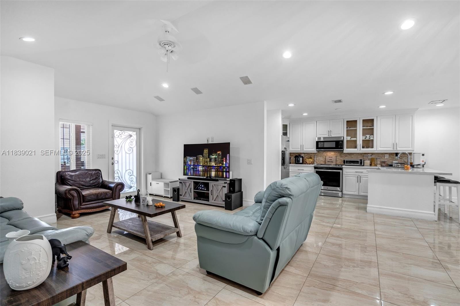 15835 SW 144th Court, Miami, FL 33177 photo 6