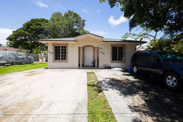 3430 NW 10th Avenue, sold in Jewell Heights, Miami, FL