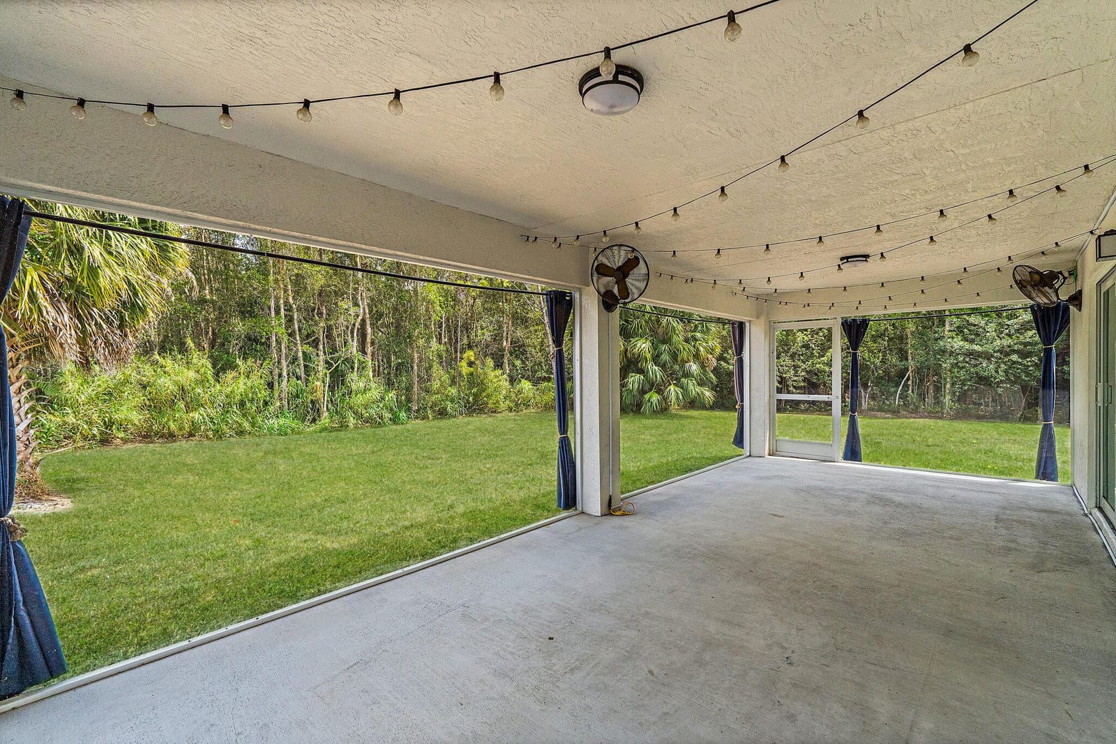 15693 Hamlin Boulevard, The Acreage, FL 33470 photo 28