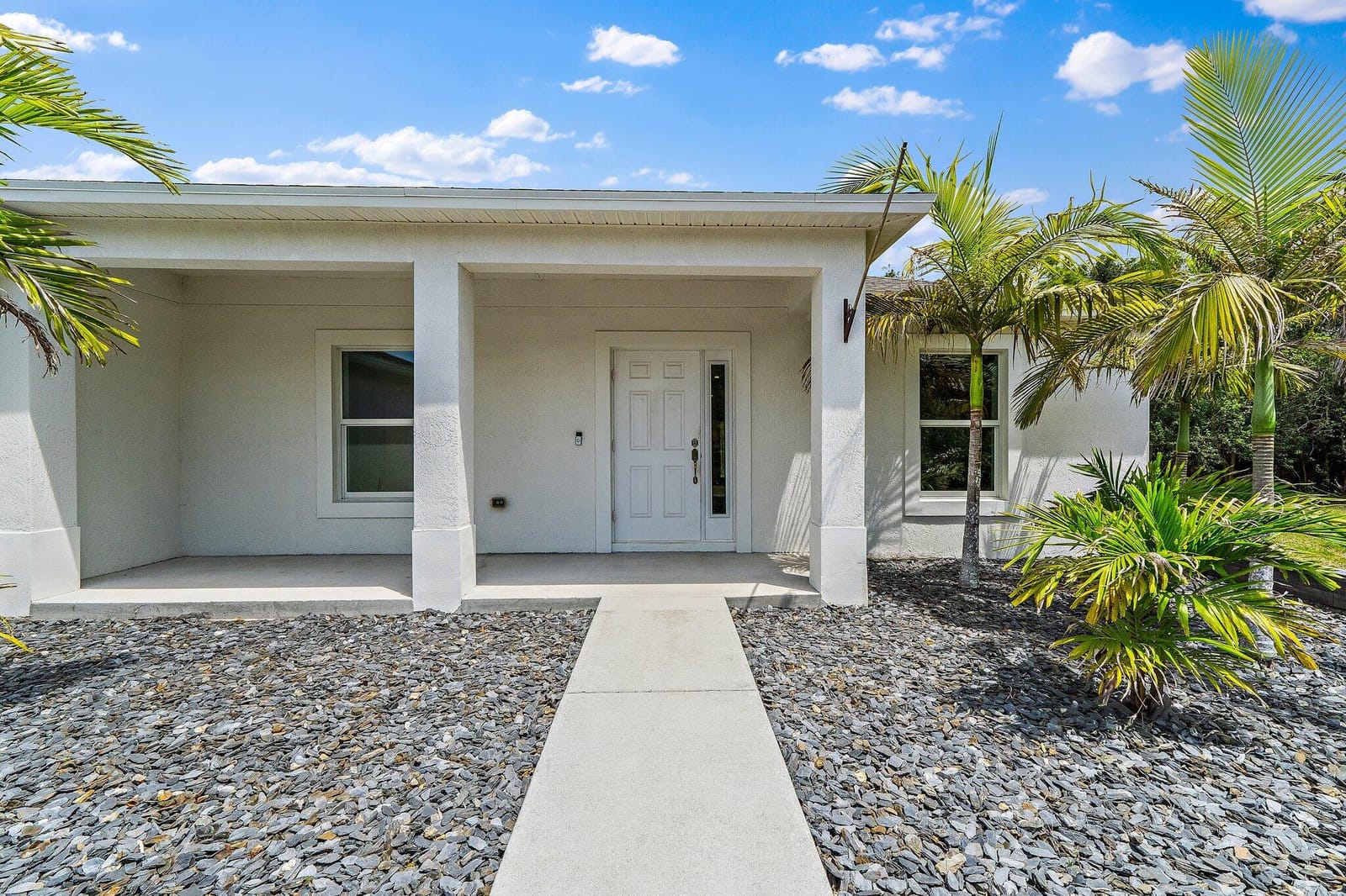 15693 Hamlin Boulevard — photo 6