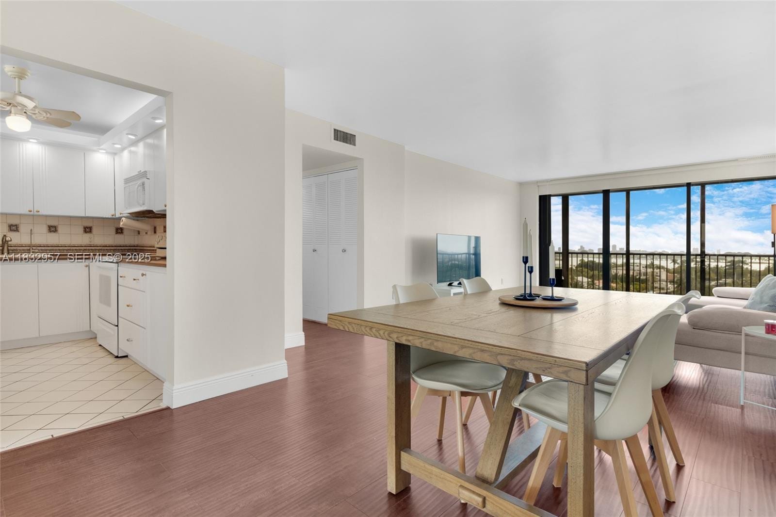 2500 NE 135th Street C711, North Miami, FL 33181 photo 14