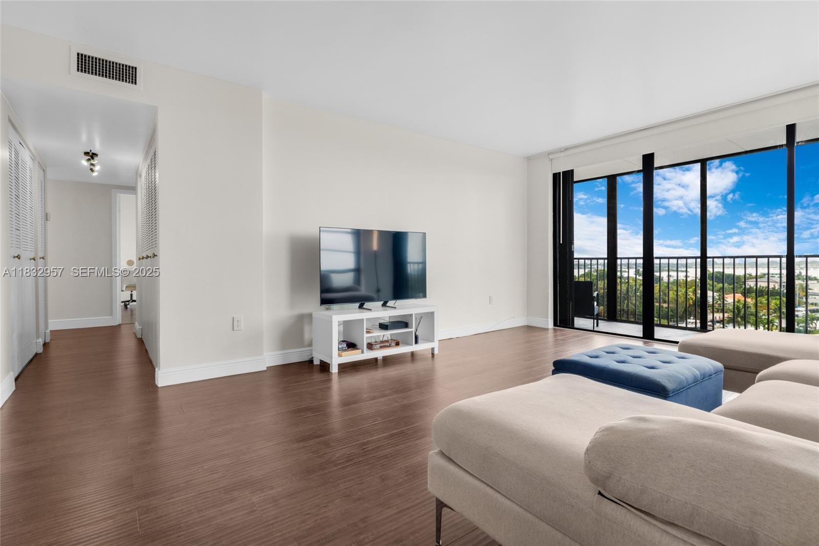 2500 NE 135th Street C711, North Miami, FL 33181 photo 22
