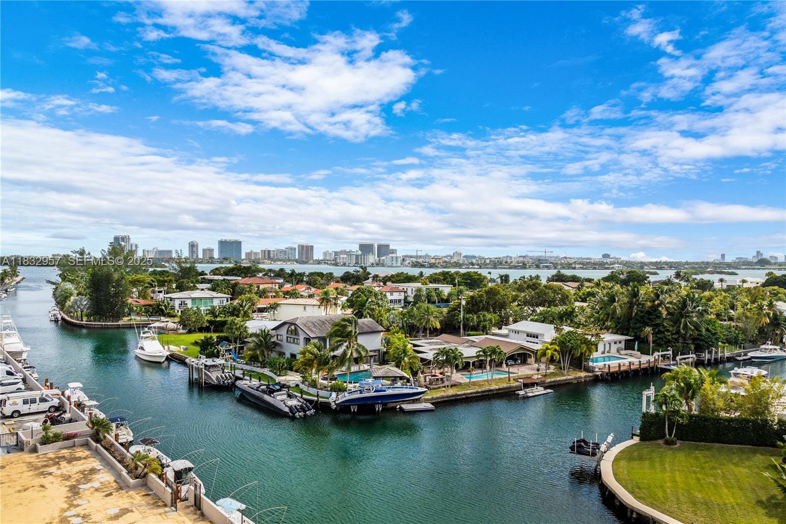 2500 NE 135th Street C711, North Miami, FL 33181 photo 4
