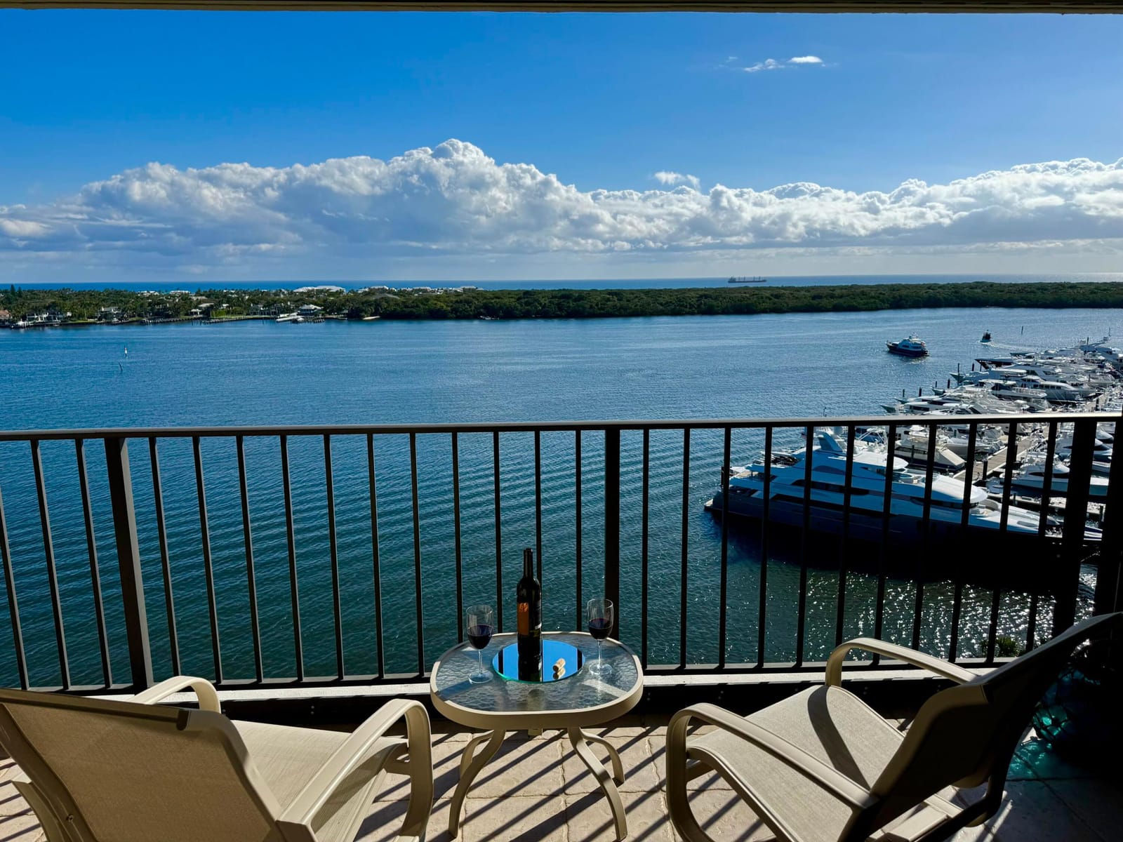 124 Lakeshore Drive Ph-28, North Palm Beach, FL 33408