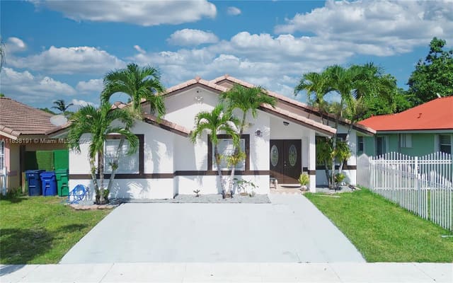 18331 SW 135th Avenue, sold in Fantasy Homes, Miami, FL