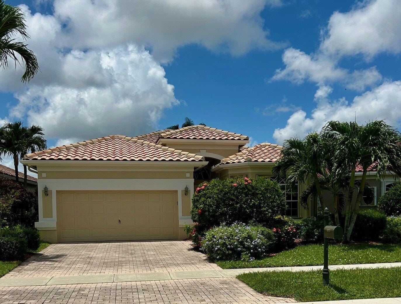 6875 Southport Drive, Boynton Beach, FL 33472