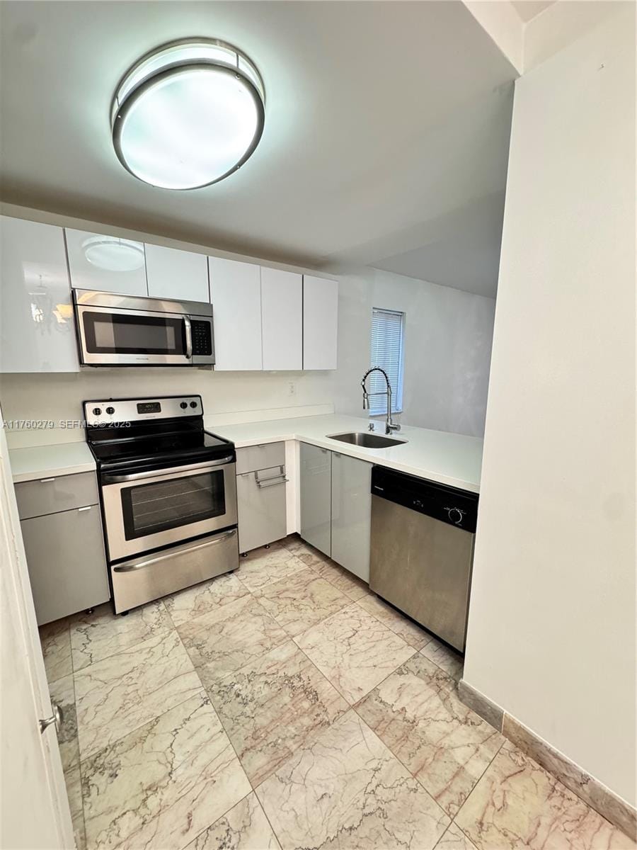 15525 Miami Lakeway N 102 — photo 8