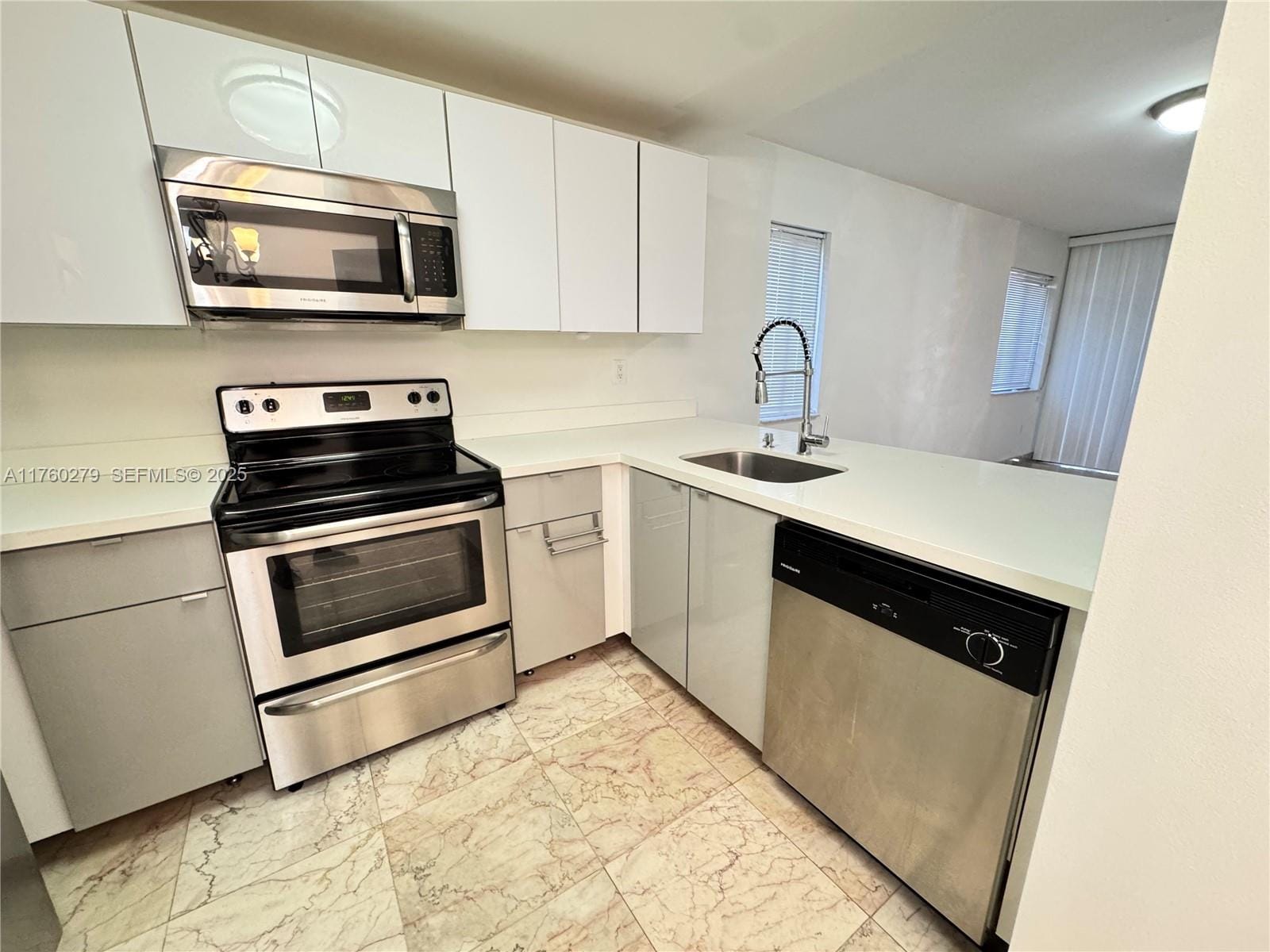 15525 Miami Lakeway N 102 — photo 10