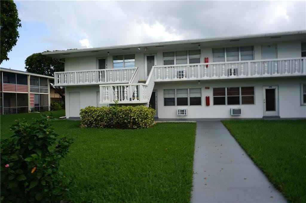 113 Easthampton E, E, West Palm Beach, FL 33417 photo 19